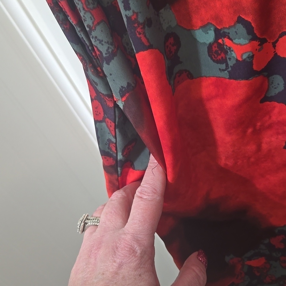 Simply Vera Wang Hi Lo Red and Black Sleeveless Dress Sequin Large W/pockets - Picture 6 of 7